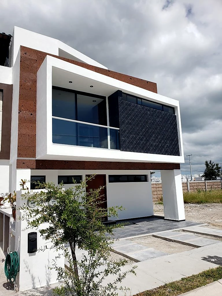 Residencia premium PRAHA Edificaciones - Imagen 2
