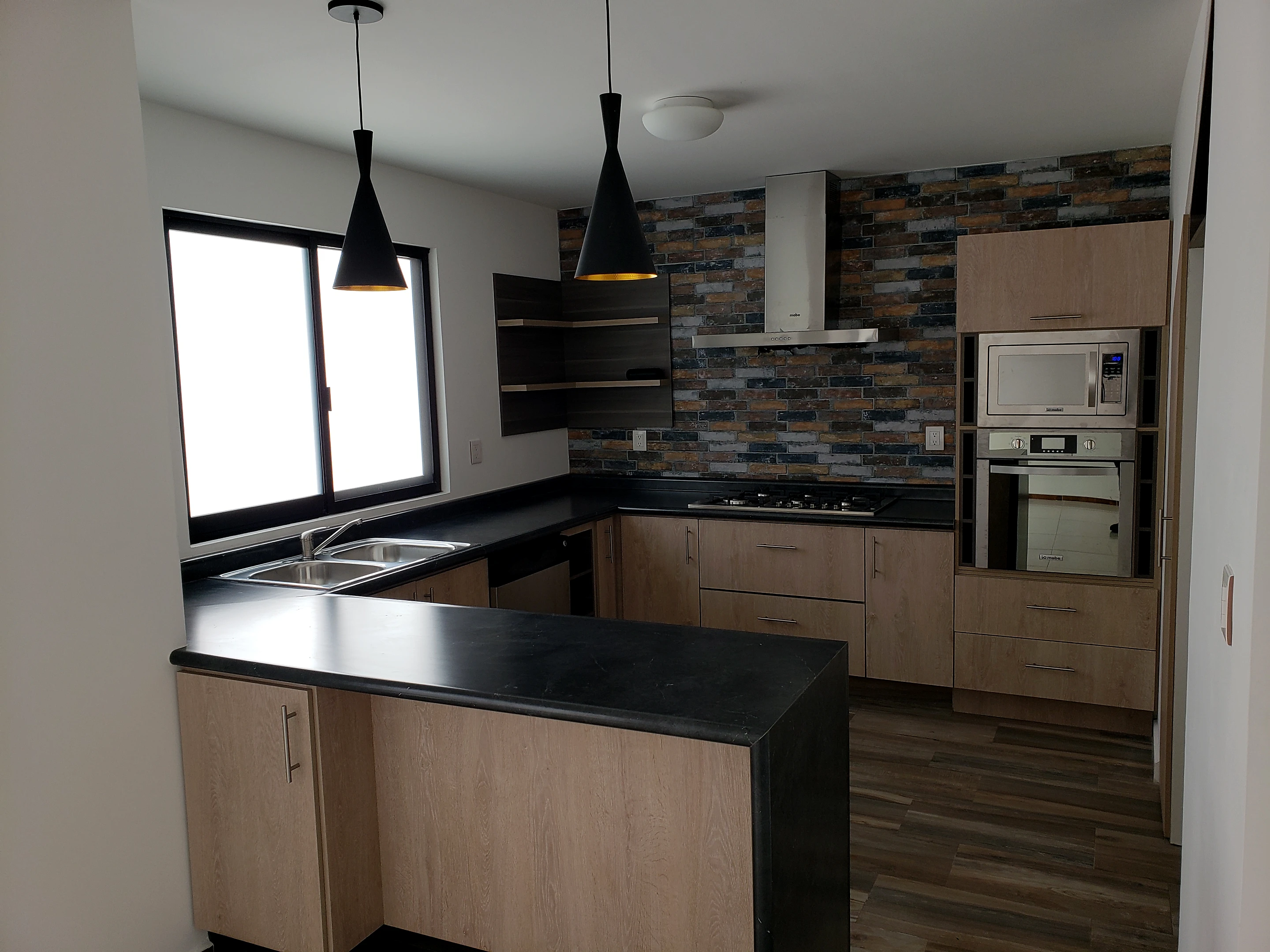 Construcción Celaya - Cocina con Acabados de Alta Gama